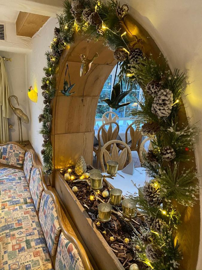 Hotel Friedenseiche Нойкирхен-Флюн Екстериор снимка